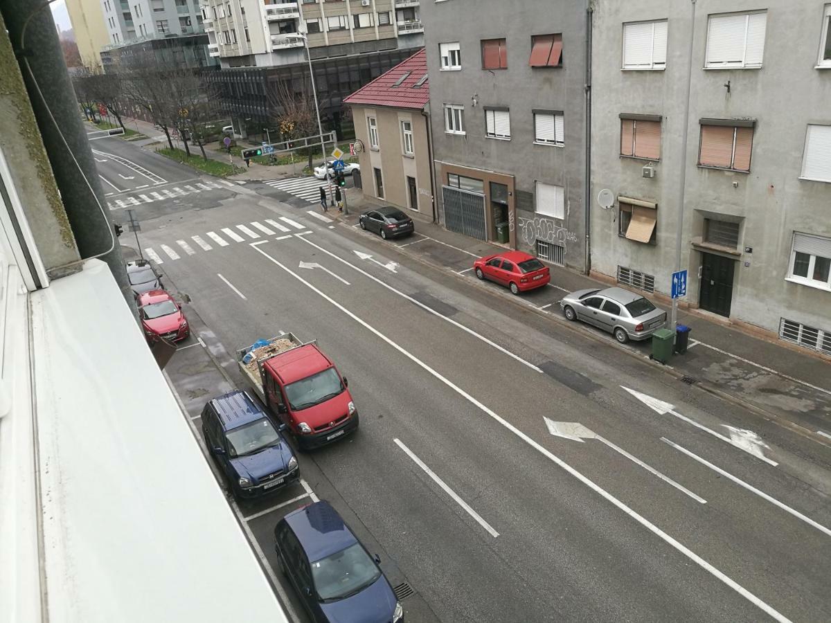 Apartment K&A- Near Dom Sportova ザグレブ エクステリア 写真